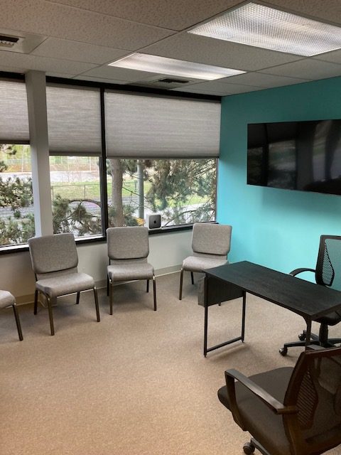 Eleanor Health group therapy meeting room in Everett Washington