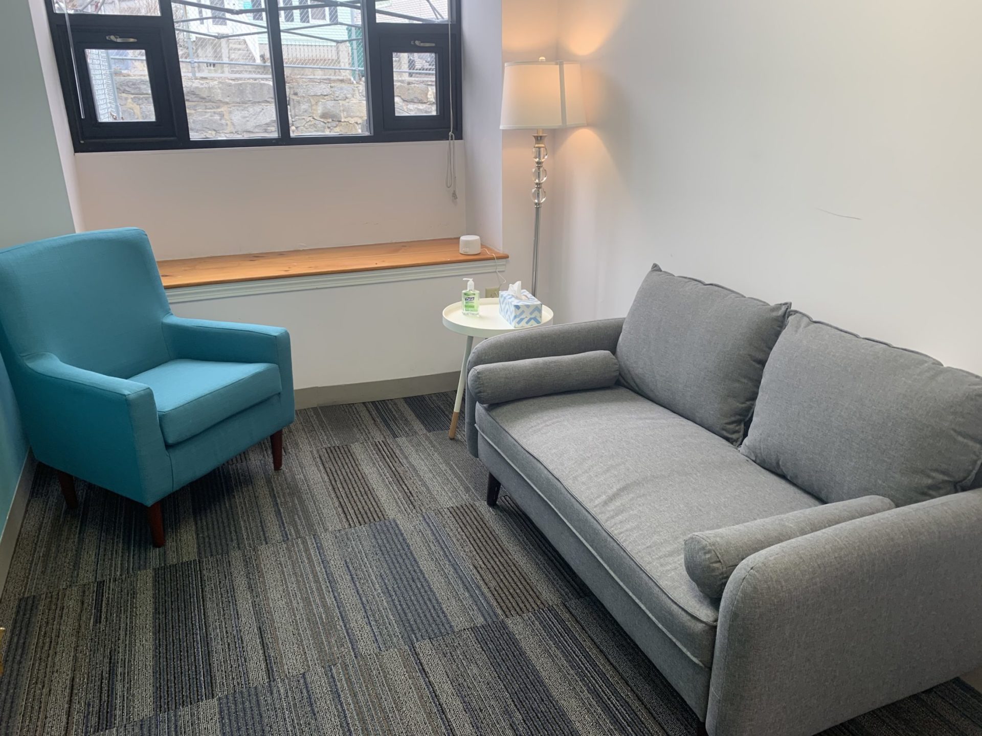 Eleanor Health meeting room for one-on-one therapy or couples counseling sessions