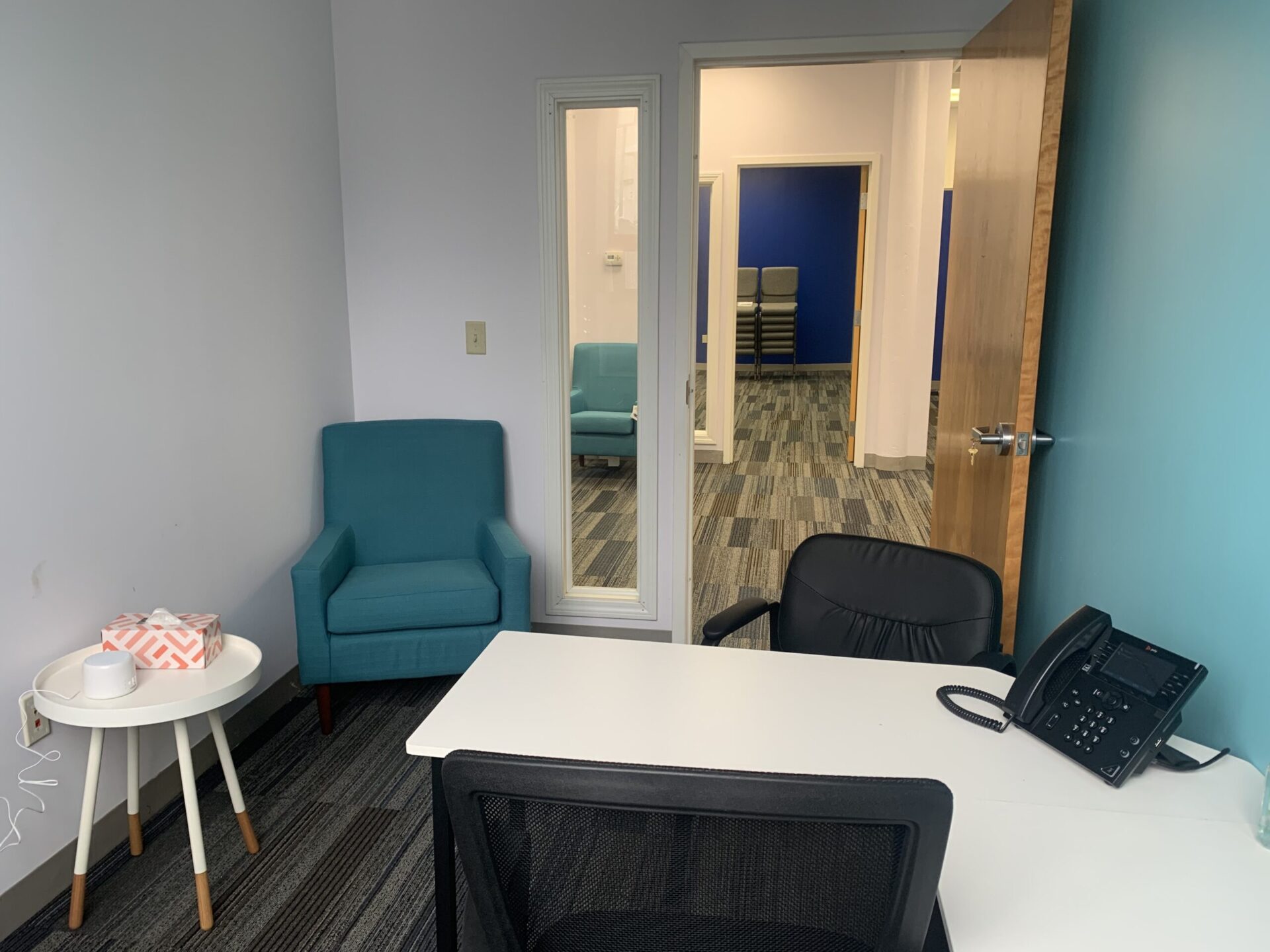Eleanor Health one-on-one counseling meeting area
