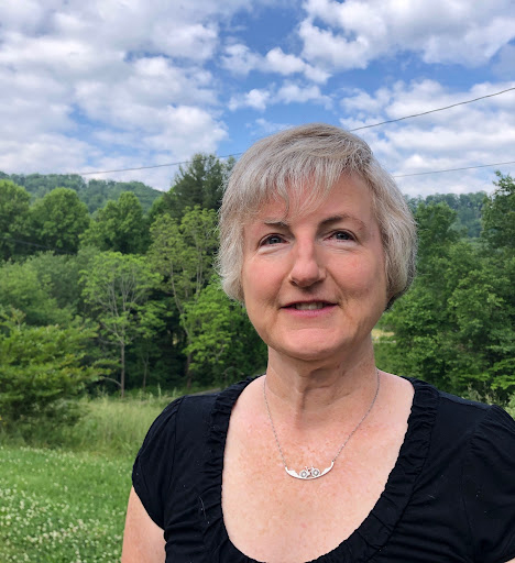Colleen, therapist for Eleanor Health's addiction treatment and mental health center in Asheville, North Carolina
